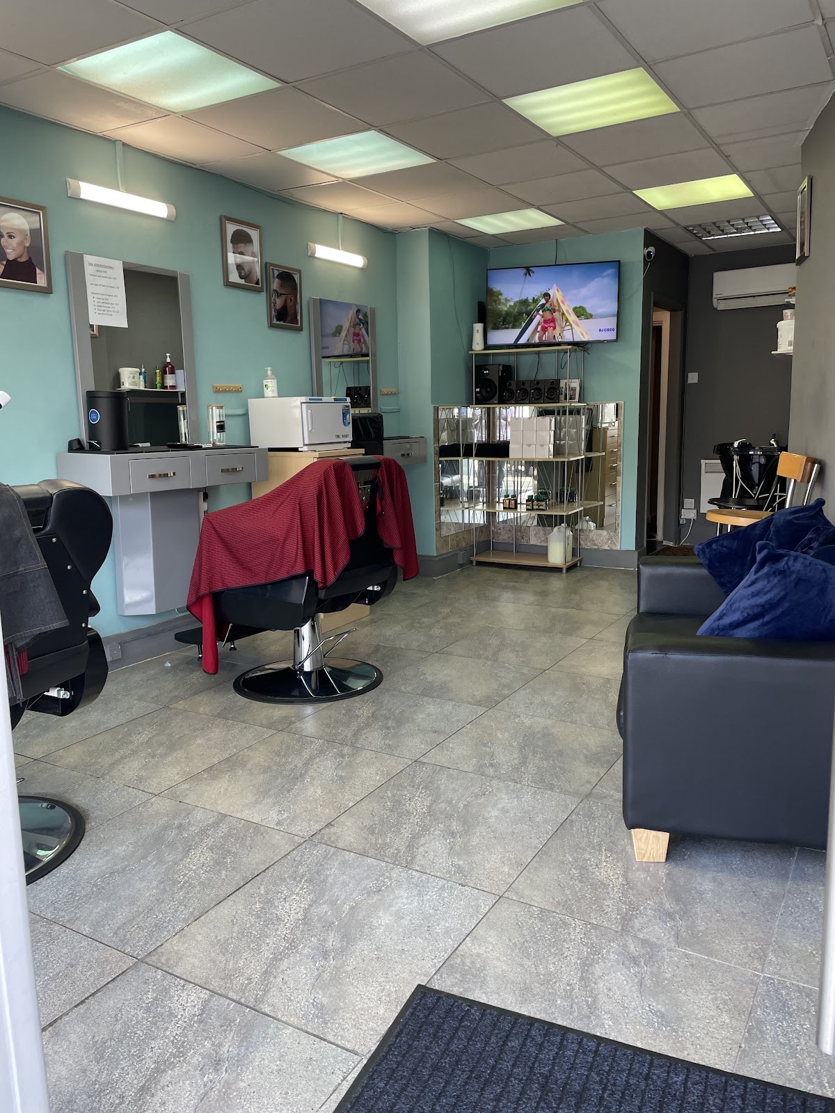 Kay Onpoint Barber’s in Catford London